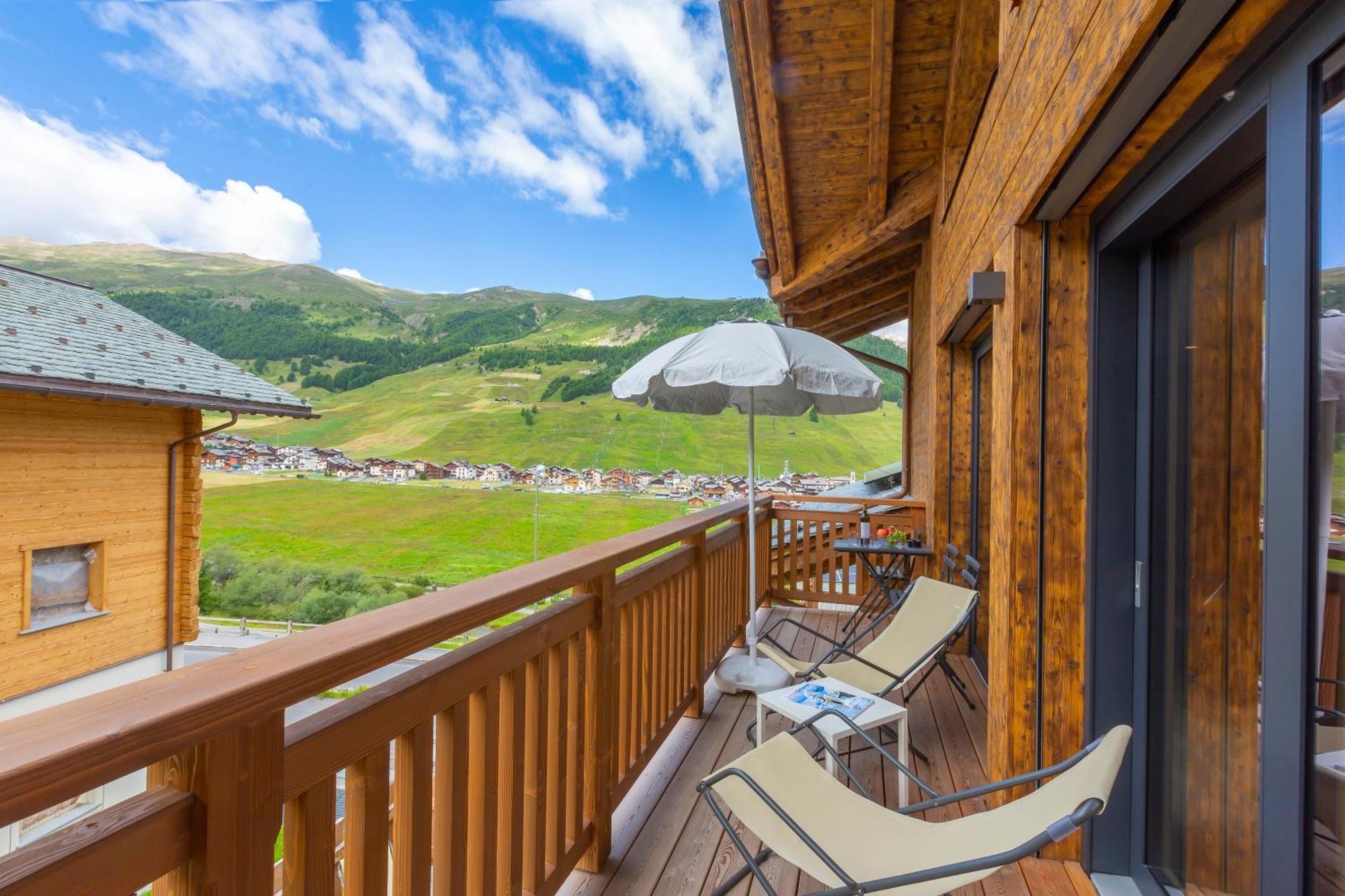 Casa Luminosa Ski In -Ski Out 100M - Happy Rentals Livigno Exterior photo