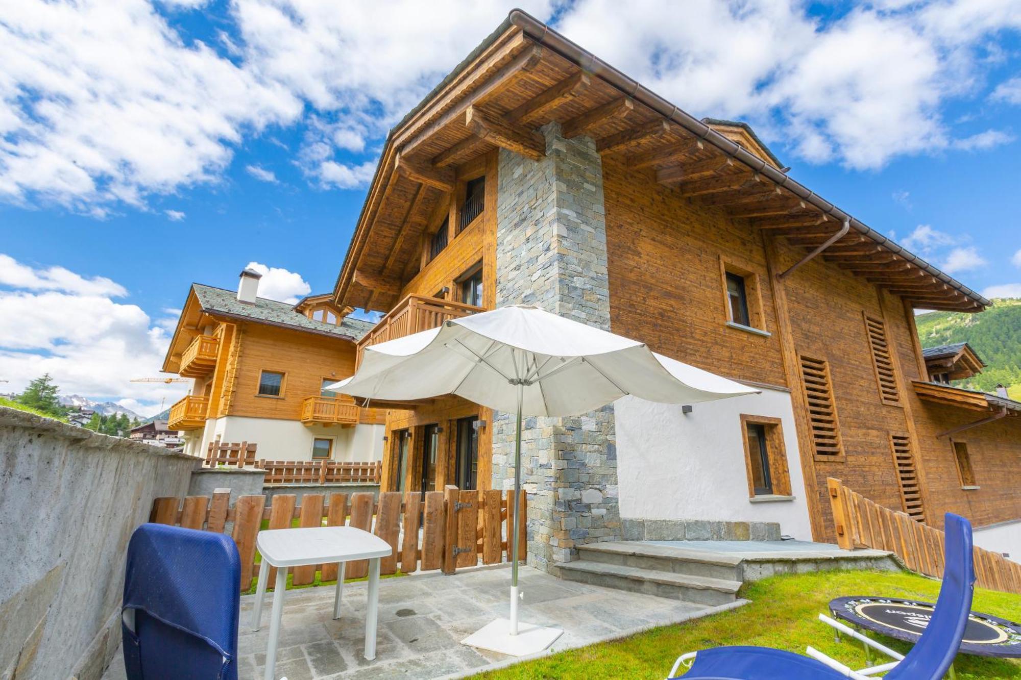 Casa Luminosa Ski In -Ski Out 100M - Happy Rentals Livigno Exterior photo