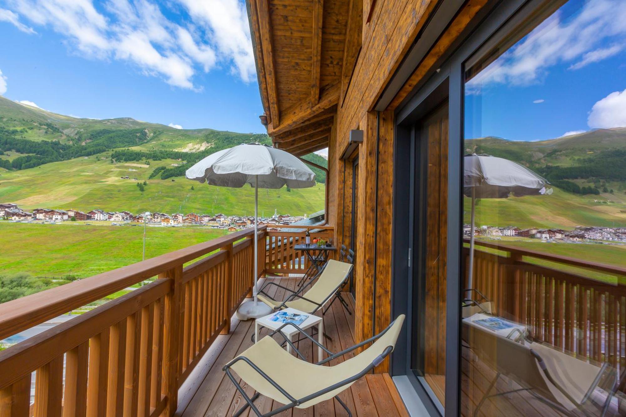 Casa Luminosa Ski In -Ski Out 100M - Happy Rentals Livigno Exterior photo